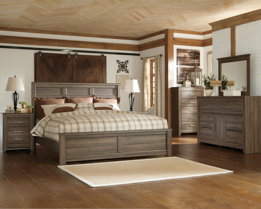 Juararo California King Panel Bed with Mirrored Dresser and 2 Nightstands