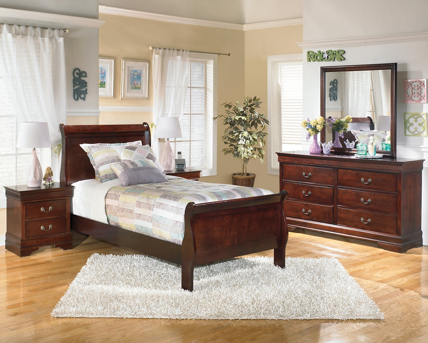 Alisdair Twin Sleigh Bed with Mirrored Dresser and 2 Nightstands