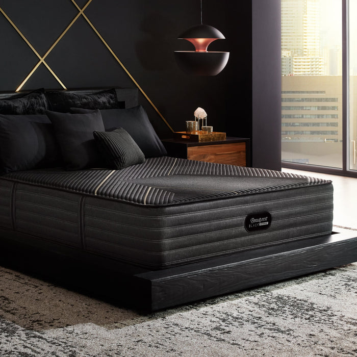 Beautyrest Black™  Hybrid Queen / Exceptional KX-Class / Plush